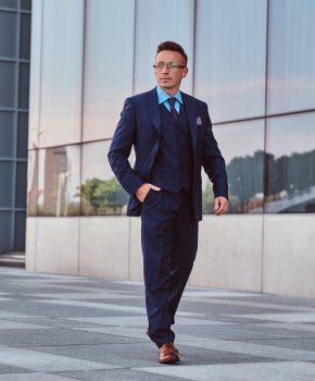 confident-businessman-dressed-in-an-elegant-suit-s-2021-08-28-09-03-39-utc.jpg